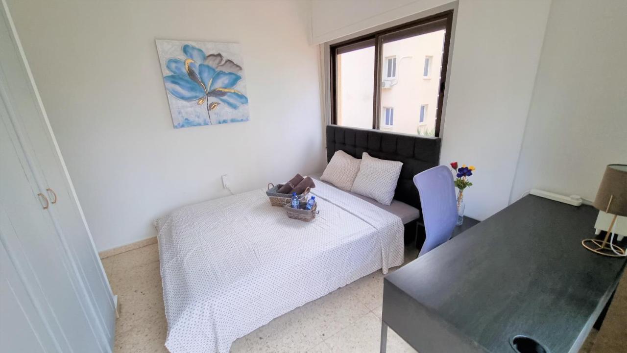 Cozy Beach Apt / 100 MBit+ Netflix / Near Airport Larnaca Zewnętrze zdjęcie